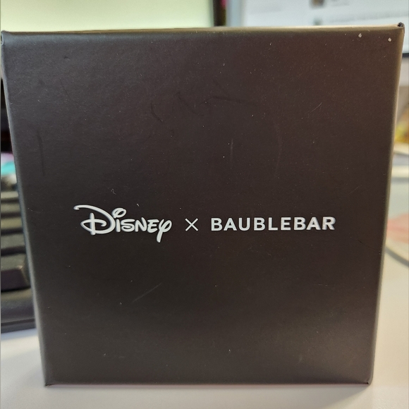 NIB Disney Baublebar Mickey Mouse Santa Earrings - Picture 2 of 2